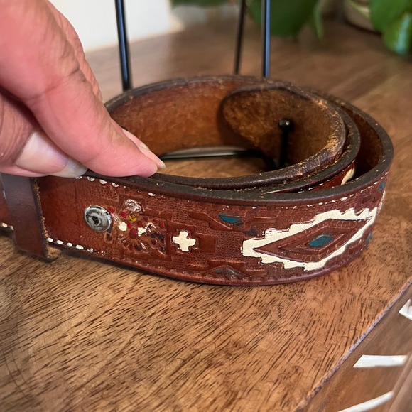 Vintage Tooled Leather Belt Southwestern Aztec Tribal‎ Boho Women's Accessory - Picture 3 of 5